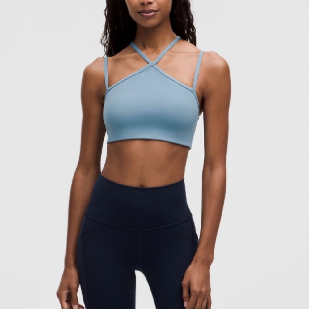 Lululemon Flow Y Strappy Bra Nulu light support A/C Cups size 8